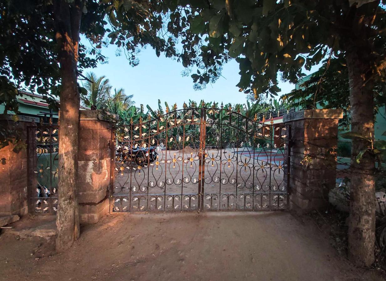 Banana Farm House ฮัมปี ภายนอก รูปภาพ